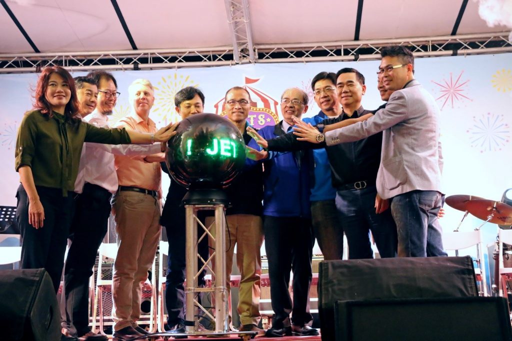 偏鄉通勤無礙 葉匡時肯定公車式小黃縫合交通間隙