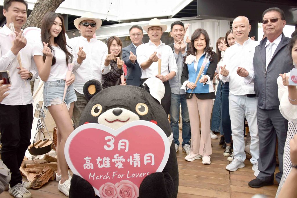 強化防疫整備 高雄市長照據點暫停老人共餐改便當外帶