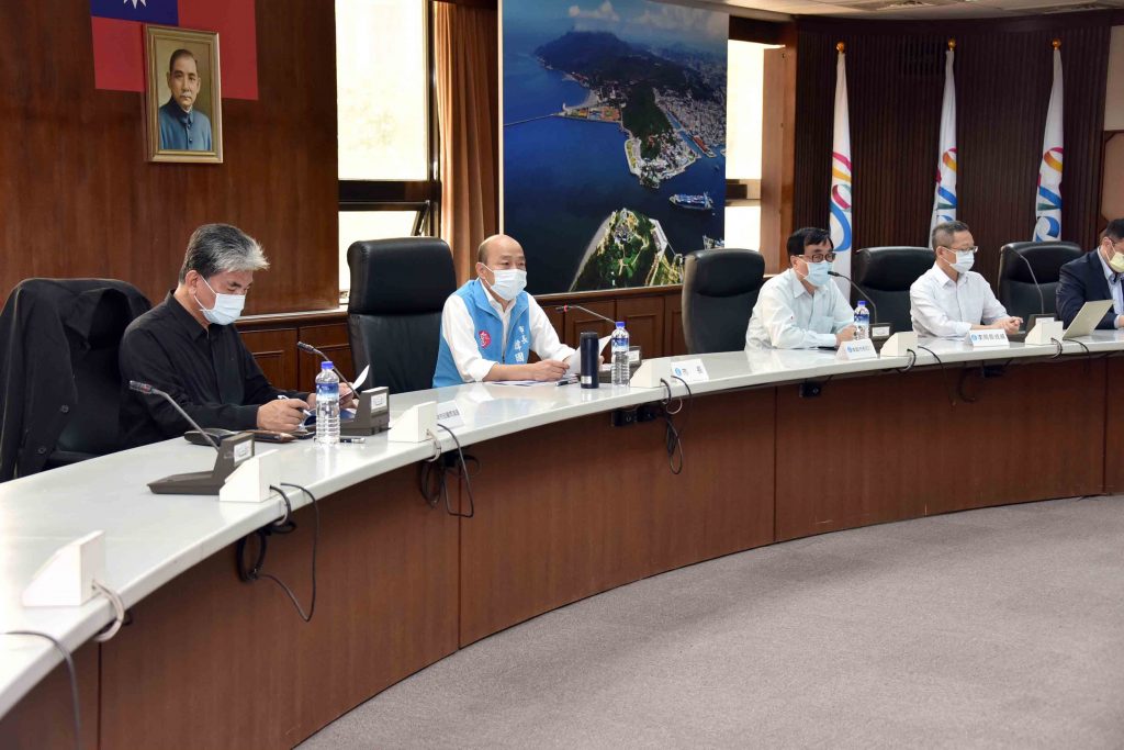 散播不實嚴重特殊傳染性肺炎疫情最高重罰300萬 籲請市民切勿轉傳不實資訊，以免觸法