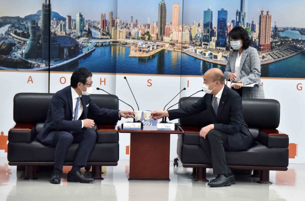 主持109年第1次教育審議委員會 韓國瑜：辦好教育、照顧弱勢雙目標