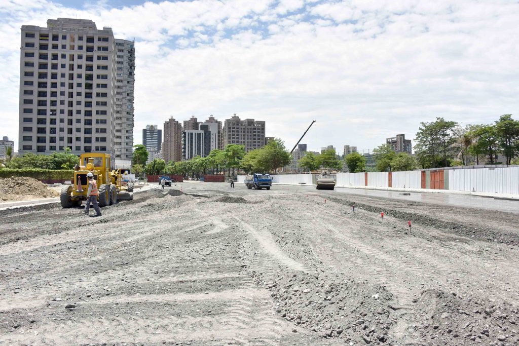 施政報告首日 地方建設、疫情、遷村案高雄市長韓國瑜統統接招