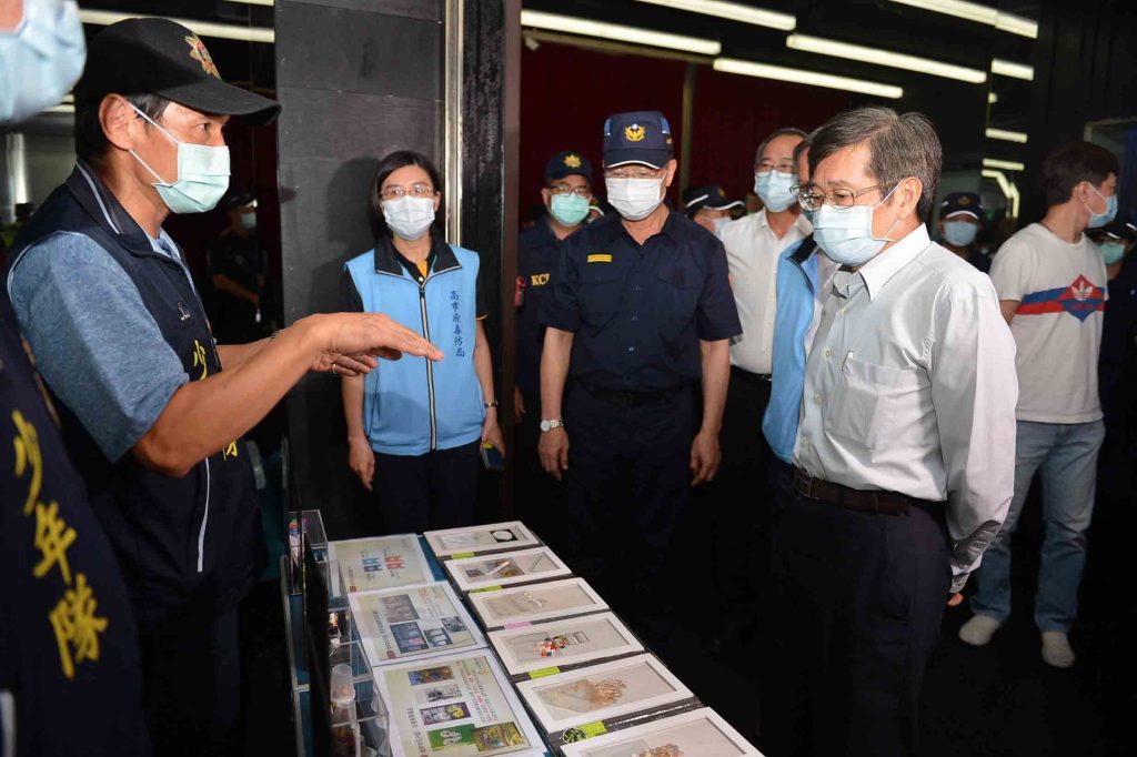 高雄旗津星空隧道將整修  遊客勿塗鴉