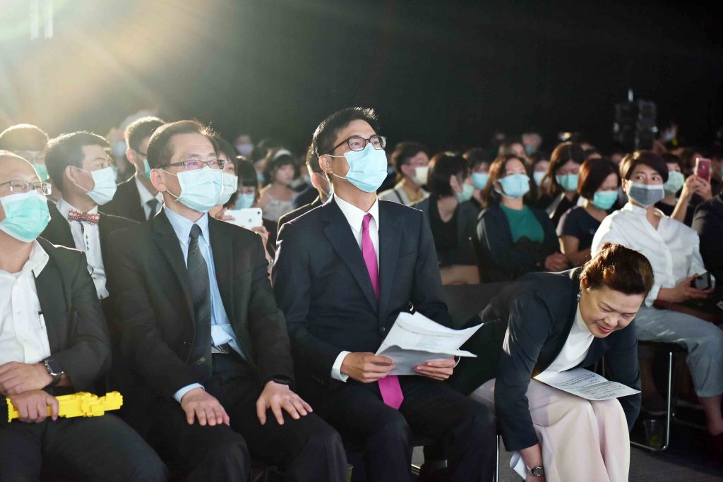 興辦社會住宅 陳其邁：盼4年內滿足青年需求