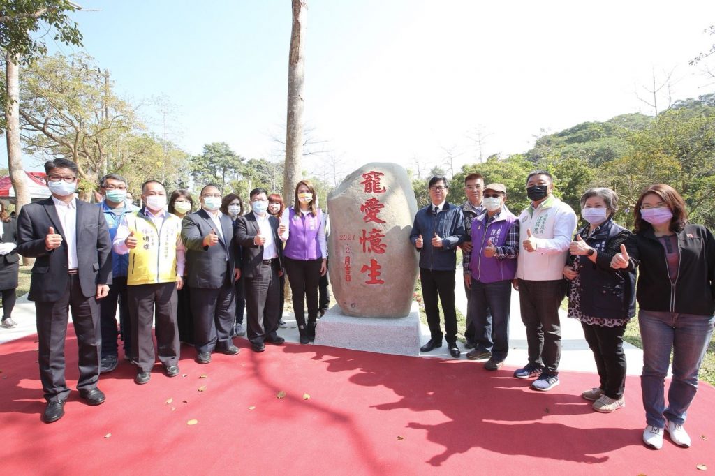 高雄棒球迷福音！ 陳其邁宣布中職一軍賽事重返澄清湖