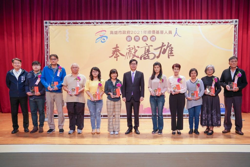 高雄大樹特色苦瓜季行銷 評鑑優勝獎頒獎農民