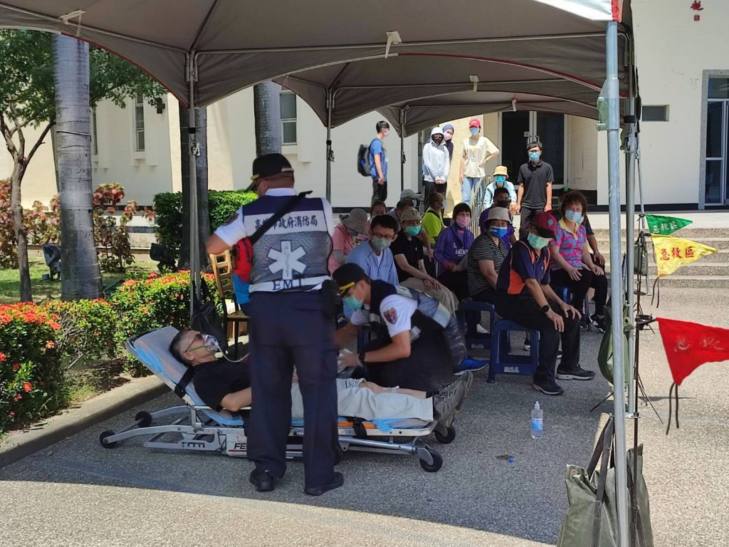 蔡英文總統楠梓參香揭匾 細數長照2.0、租金補貼等政策