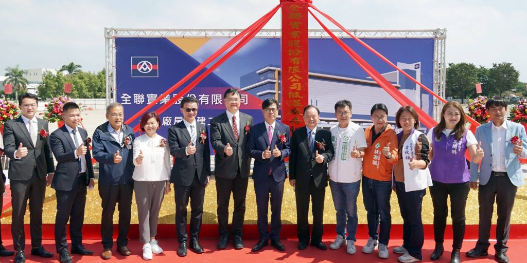 高雄第七屆苓雅國際街頭藝術節創藝登場