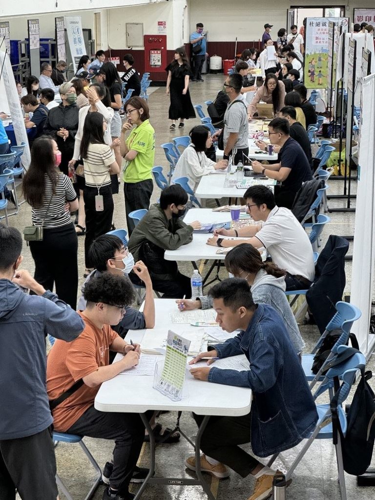 陪同副總統出席國際同濟會台灣總會第50屆全國年會開幕典禮 陳其邁肯定同濟會貢獻社會　感謝成為台灣溫暖良善的力量