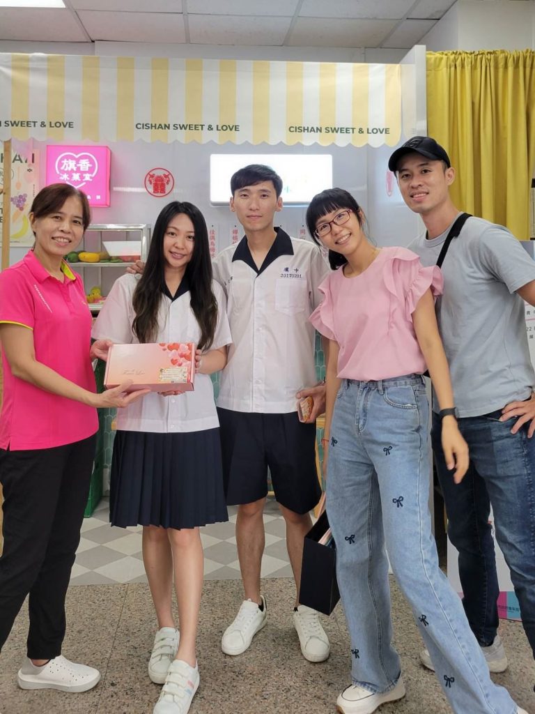 老外認證！高雄演唱會超厲害順遊景點 「唱」遊港都捷運輕軌就能到