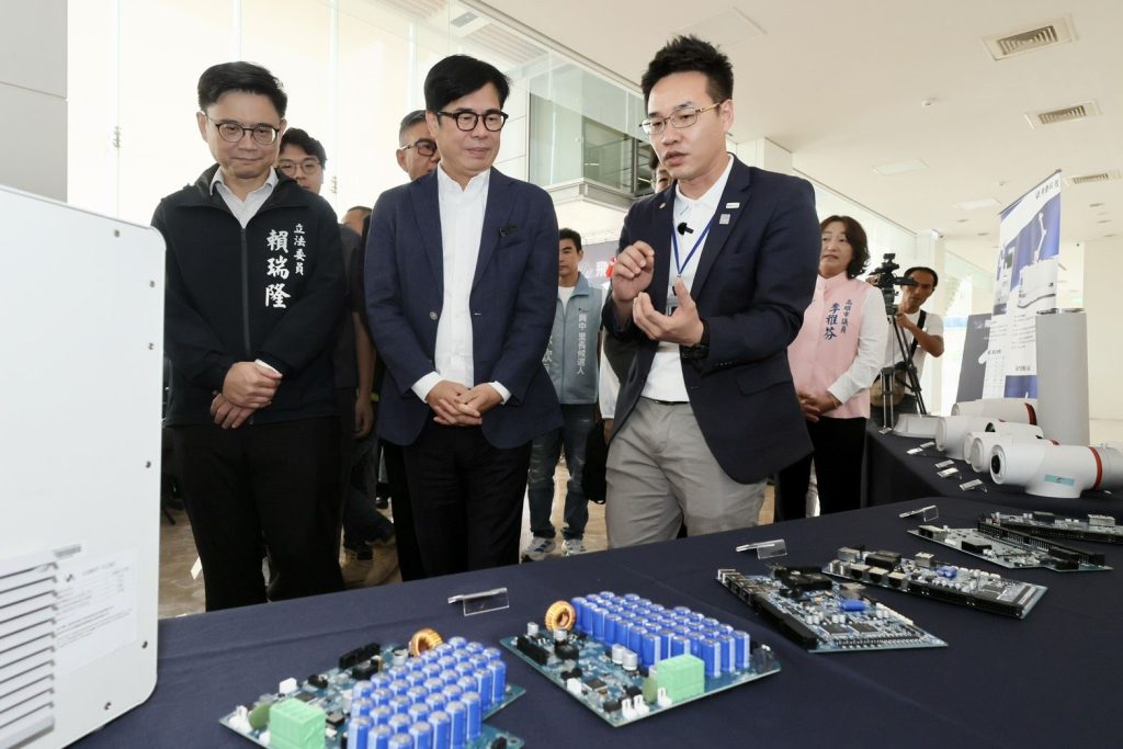高市攜手台鋼雄鷹打造循環杯 減塑減碳新標竿